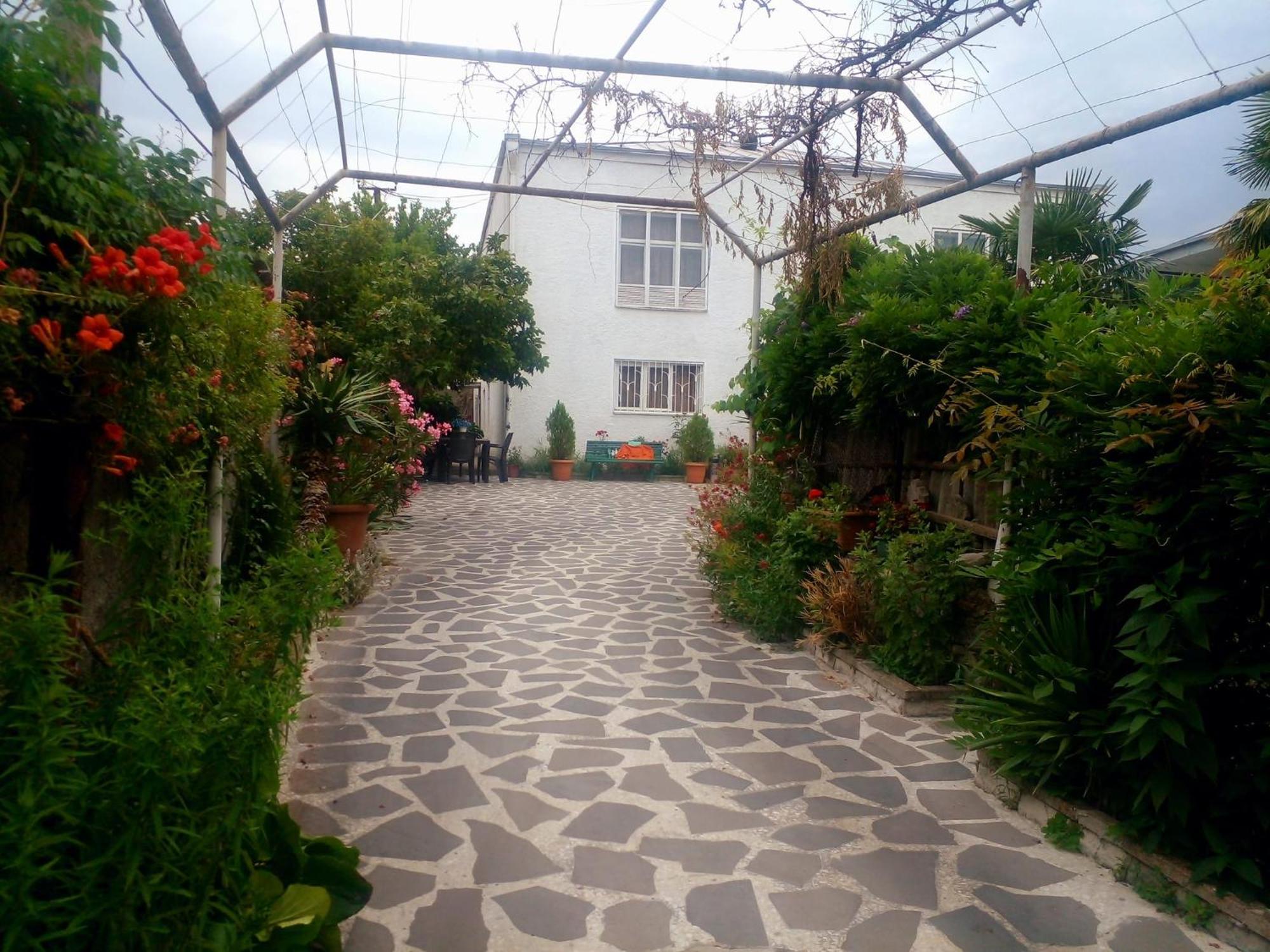 Guesthouse Giorgi Telavi Luaran gambar